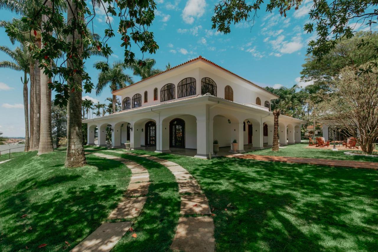 Hotel Alto Dos Pinhais *